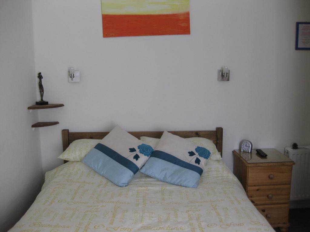 Acorns Guest House Combe Martin Habitación foto