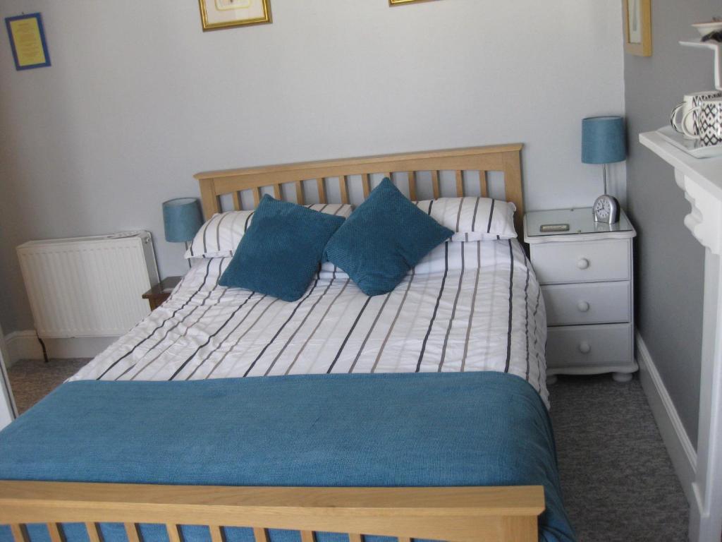 Acorns Guest House Combe Martin Habitación foto